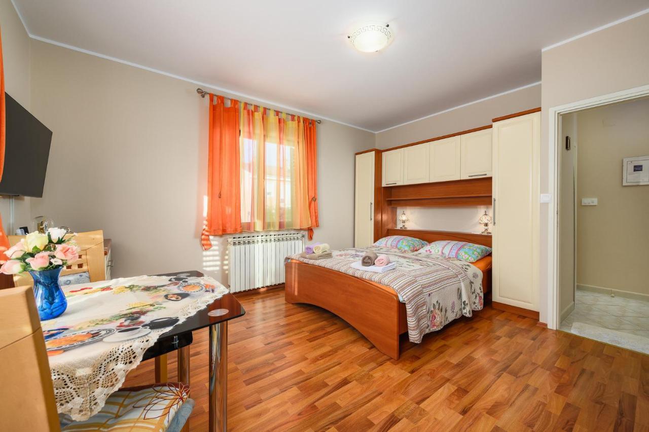 Apartament House Alma Poreč Zewnętrze zdjęcie
